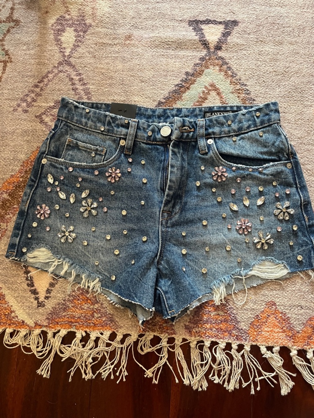 Blank nyc the barrow studded embellished Jean shorts 26